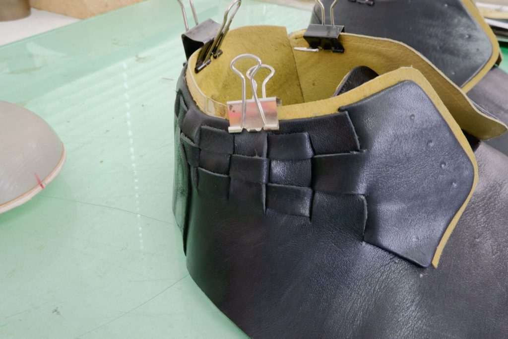 combine leather 革を組み合わせる 2