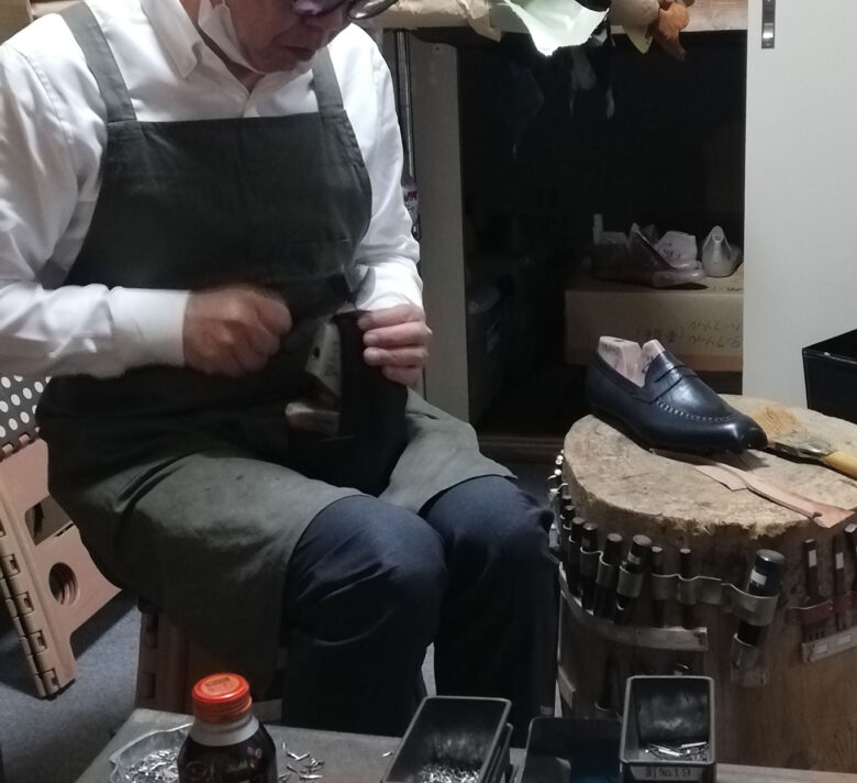 SKさんローファー吊り込み1